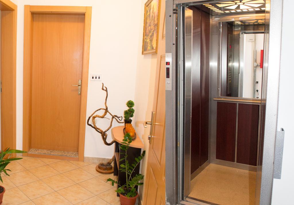 Tiffany Apartment Ohrid Esterno foto